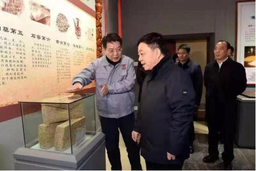 江西省委副书记、省長(cháng)叶建春莅临我司调研