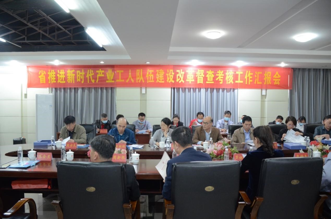 江西省总工(gōng)会副主席任春山(shān)莅临我司督查考核产(chǎn)改工(gōng)作(zuò)